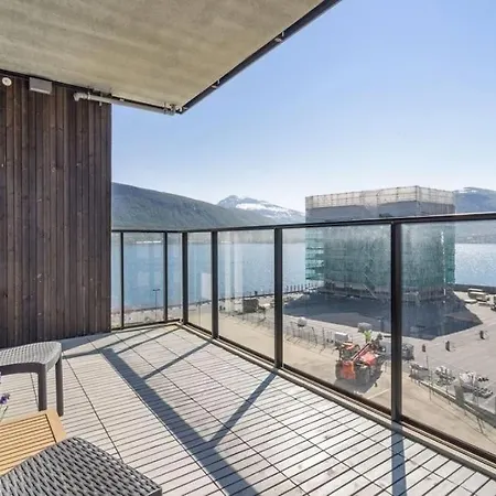 公寓 Stor Leilighet Pa Kraemer Brygge 特罗姆瑟